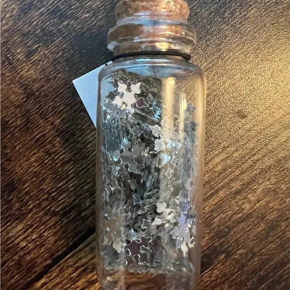 SET: Christmas decor- Target 2022 set of 6 mini filled bottles - Picture 4 of 9